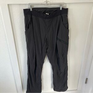 Lululemon Athletica Women's XL Studio Dance Pants.